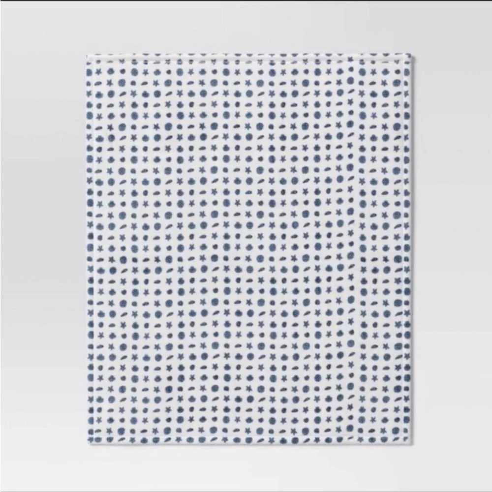 Target large blue and white super soft seashell beach print throw